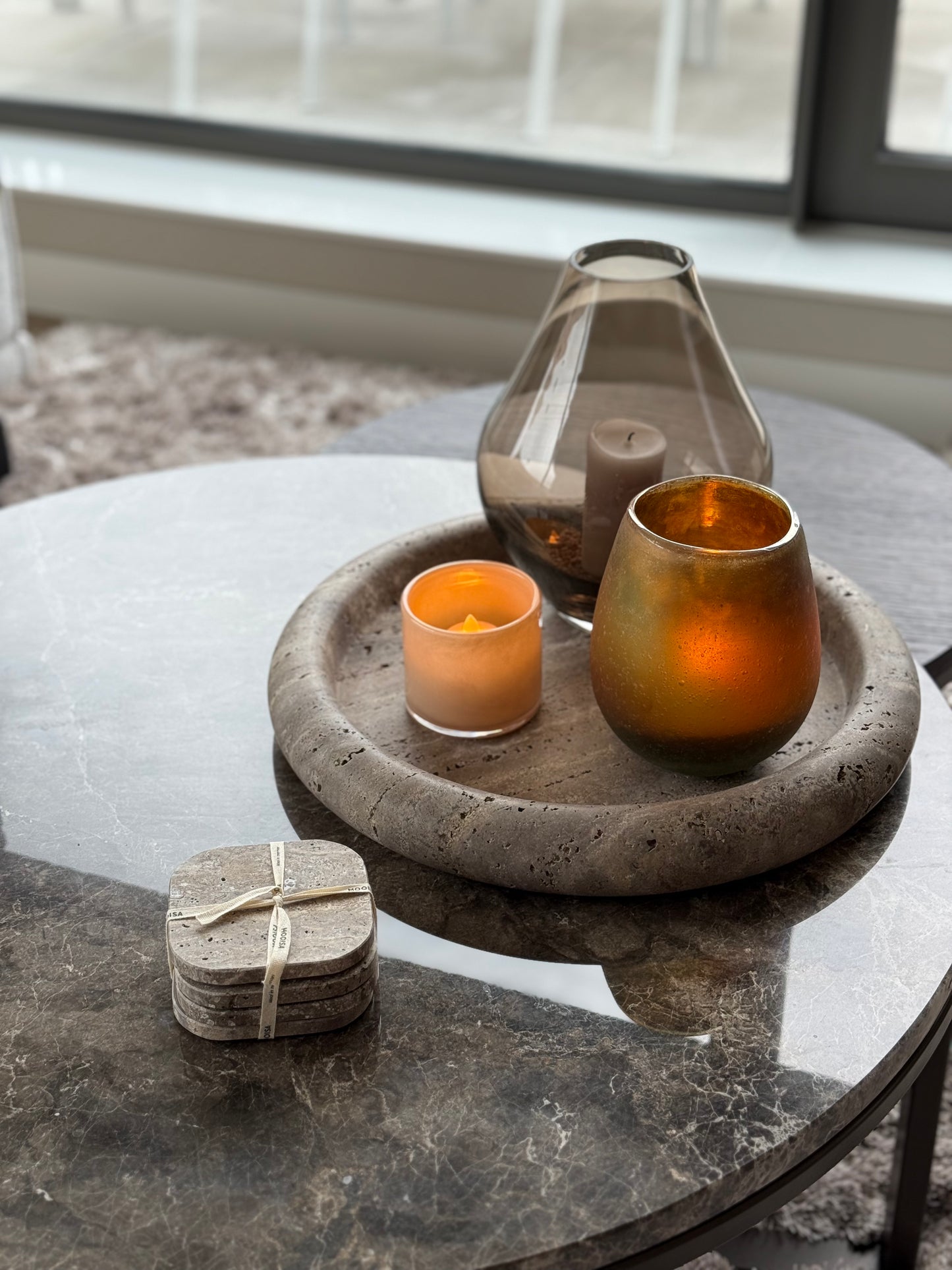 Titanium travertine dienblad rond met rand 36D