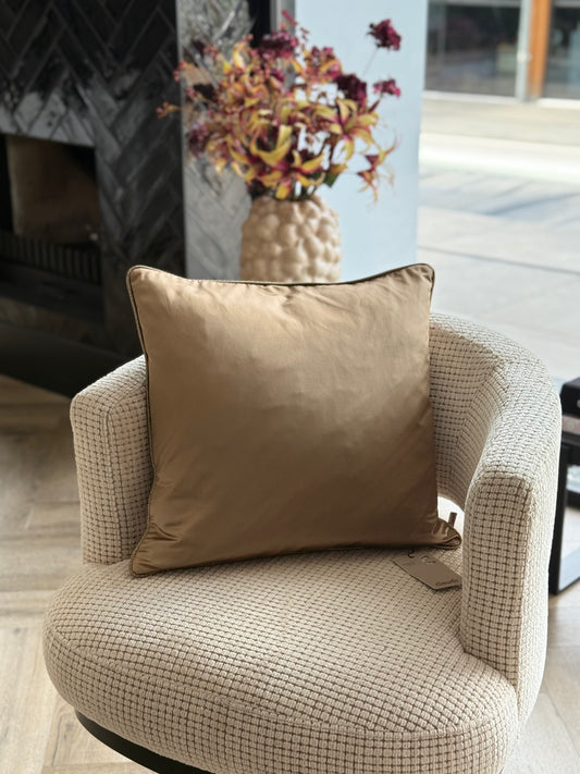 Claudi Kussen Dafne 50x50