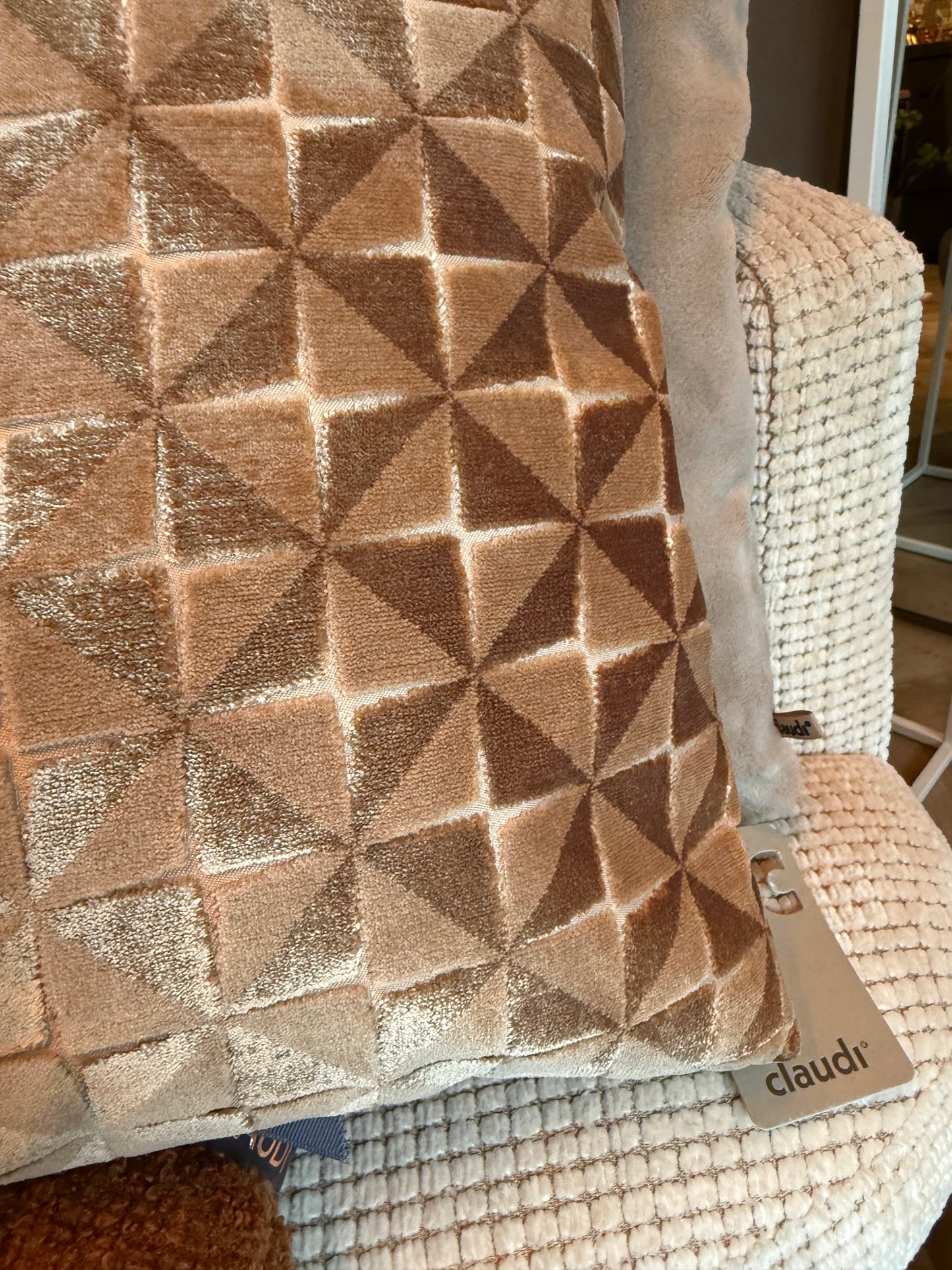 Claudi Chique Kussen: Glasimo 45x45 Nude/zacht Peach
