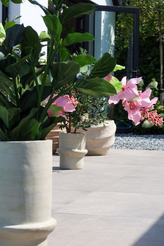 Pot terracotta wit/beige S 28hx19b