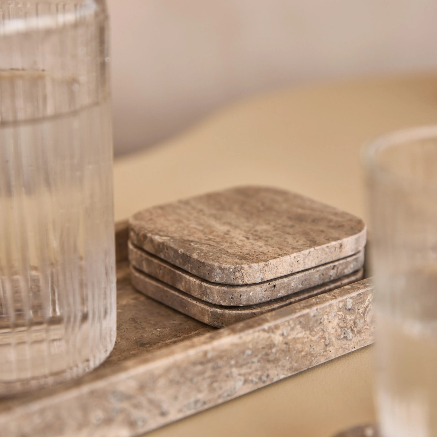 Titanium travertine onderzetter - organisch - set van 4 stuks - 10x10x1cm