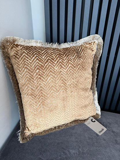 Claudi kussen Velvella 45x45cm Dark Fringe Gold